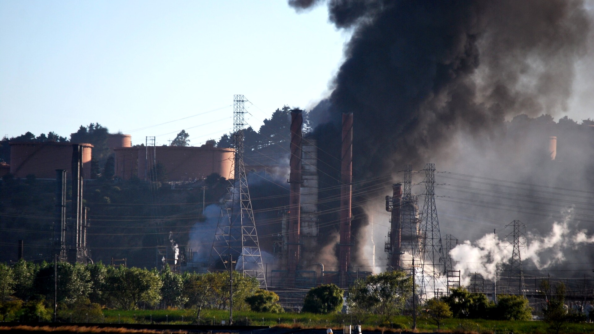 black smoke at refinery